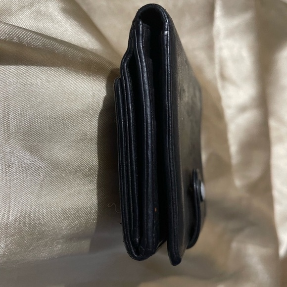 Beautiful Chanel Wallet !!! - Picture 3 of 8